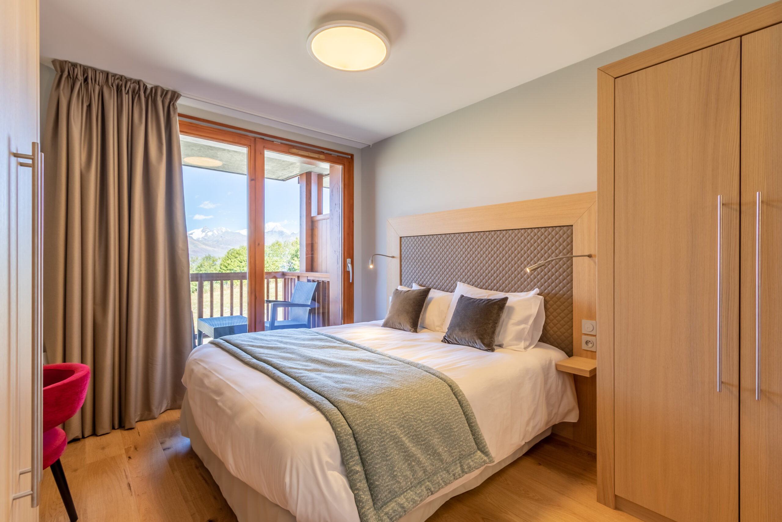 Chambre 5 — Monarque 1000