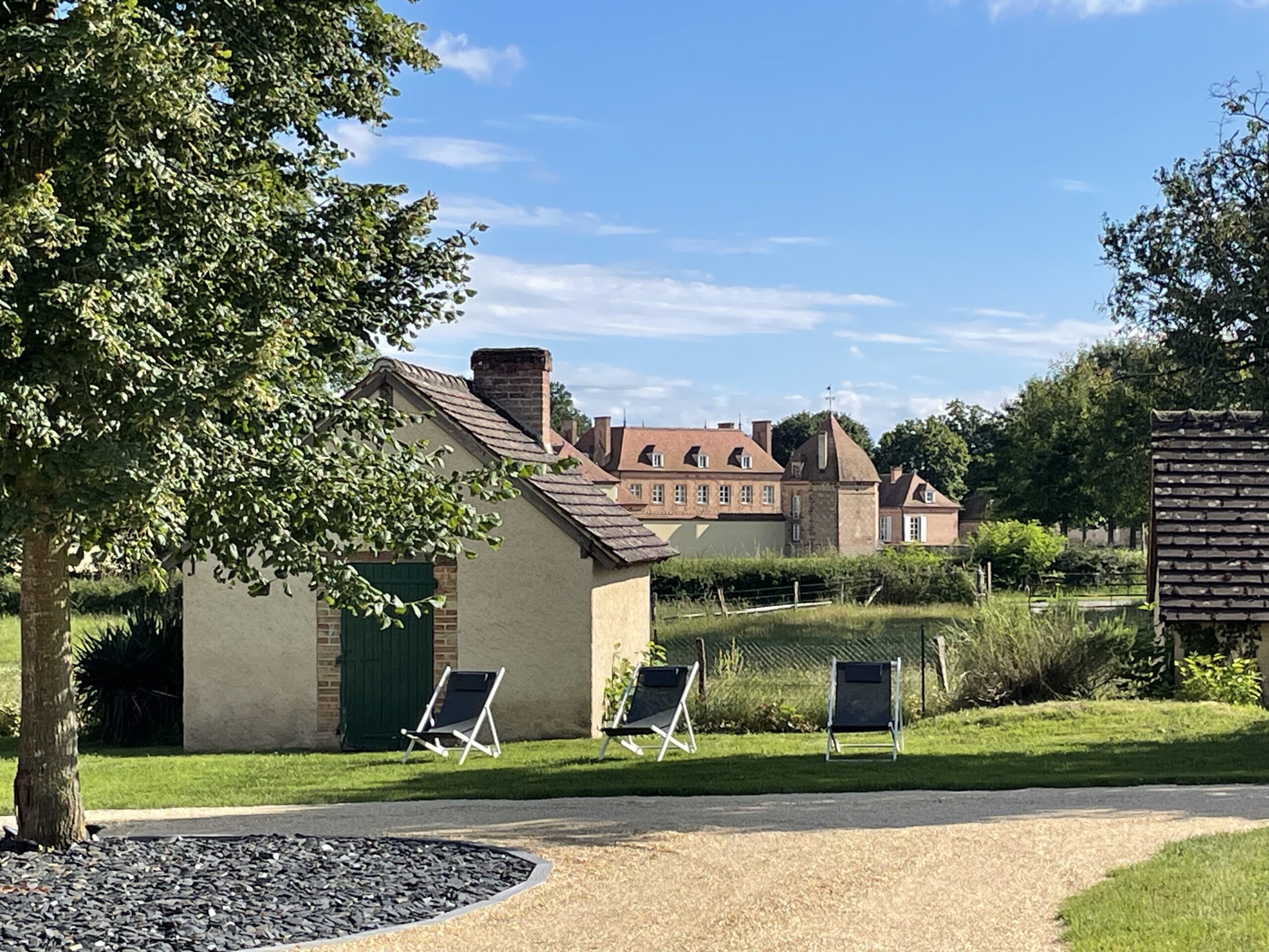 Distance Les Marchands — Château Les Louteaux