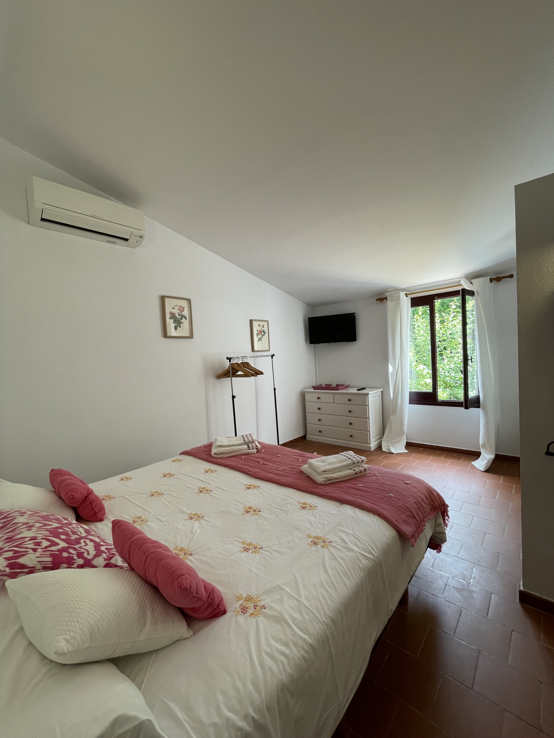 Chambre 1 — Son Esperanza