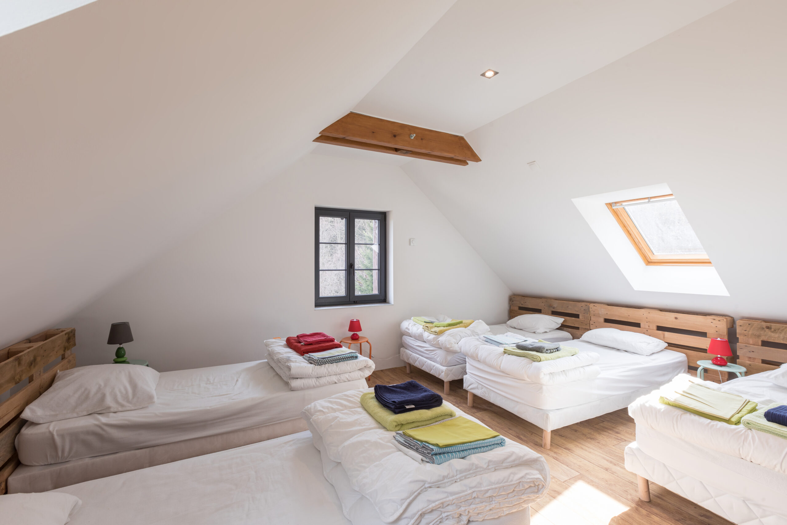 Chambre dortoir du lodge La Désirade, idéale pour les groupes, Vosges du Sud