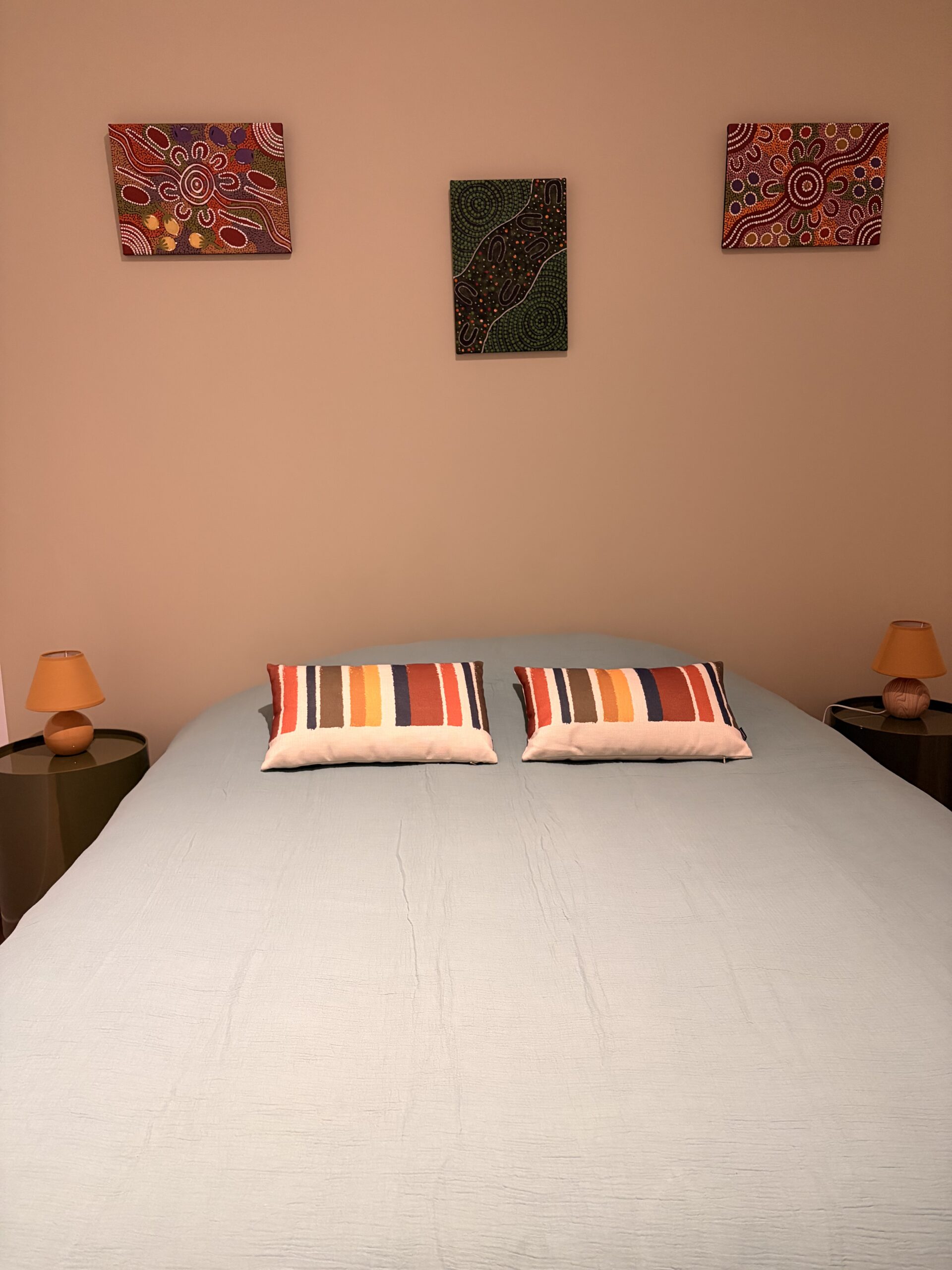 Chambre 3 de L'Ars de Vivre côté jardin, maison haut de gamme Ars-en-Ré
