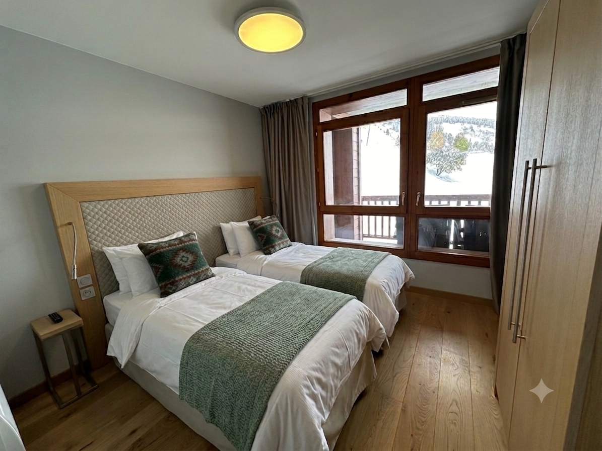 Chambre twin avec 2 lits simples — Monarque 809, Arc 1800