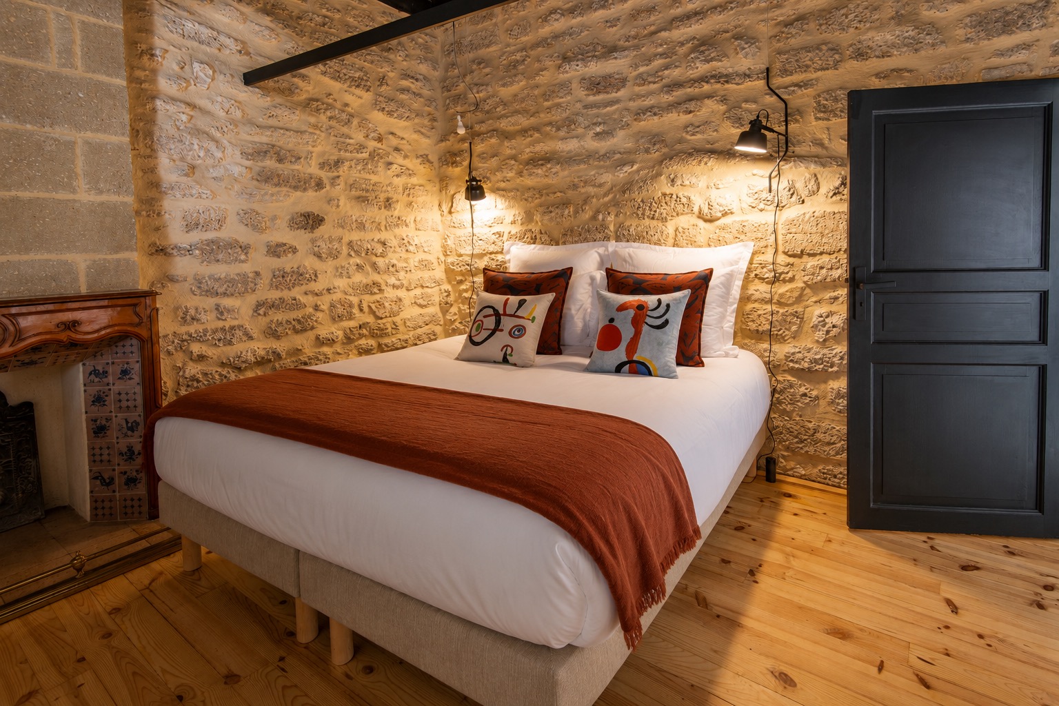 Suite Arpaillargue del Château Les Boissières, cama king size, Gard