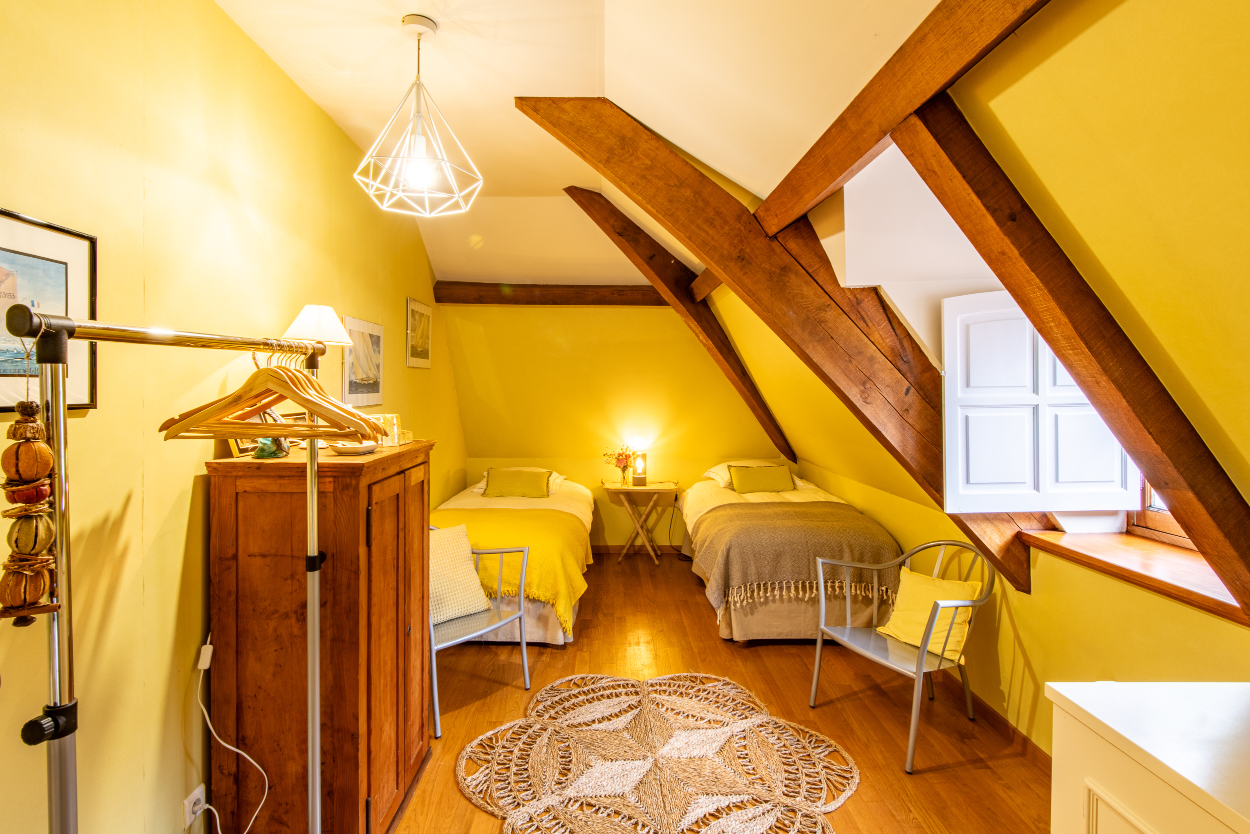 Aynard Room — Château Les Louteaux