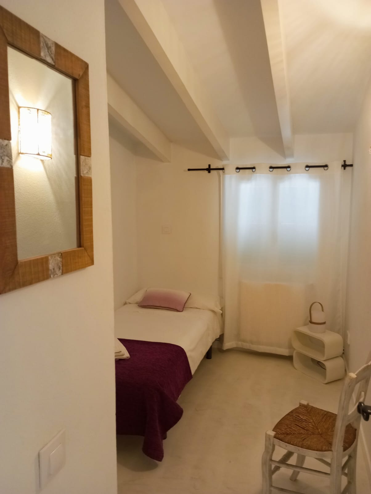 Habitación 1 de la Maison de Torret, cama individual, Menorca