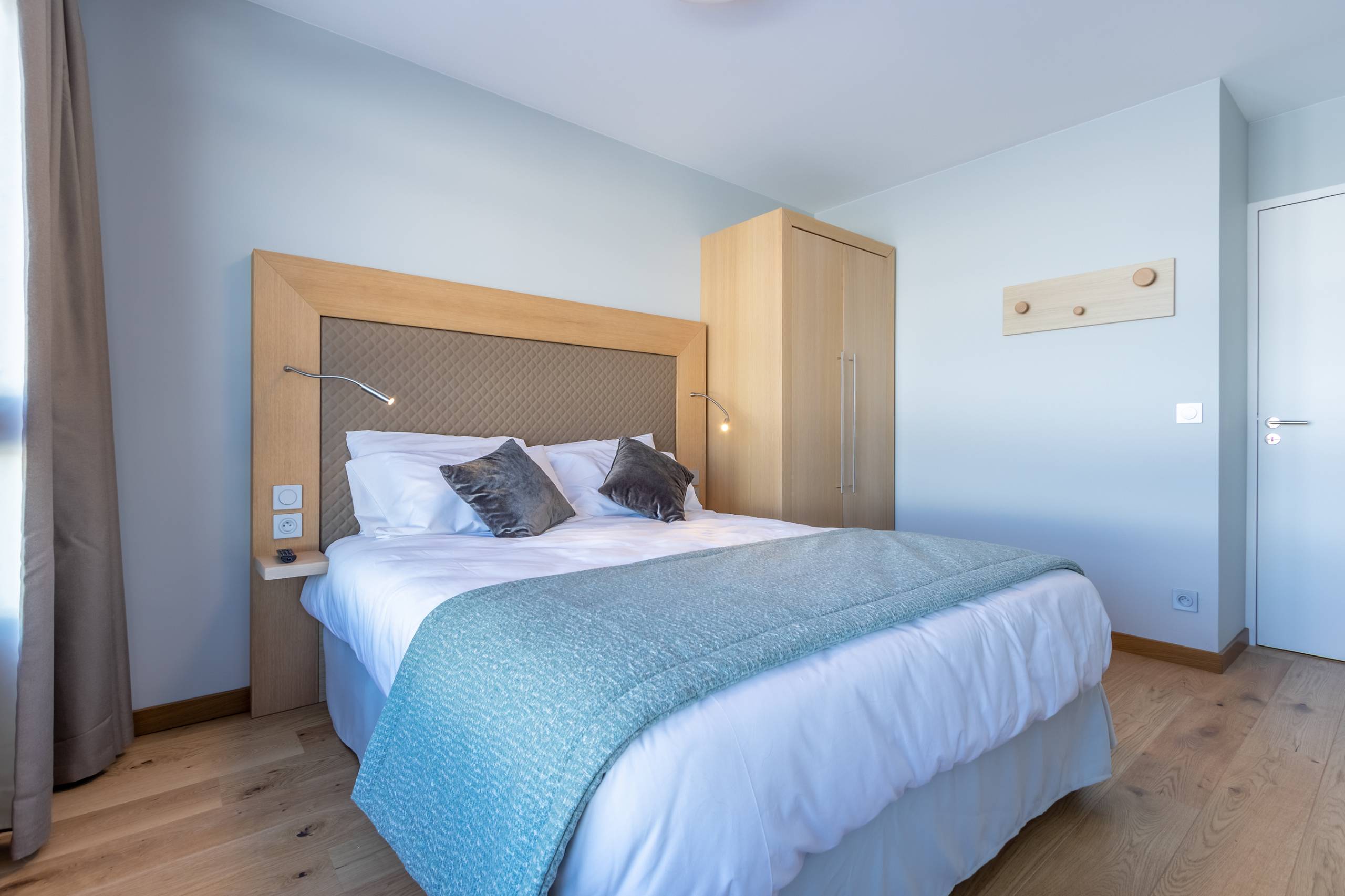 Chambre 4 — Monarque 1002